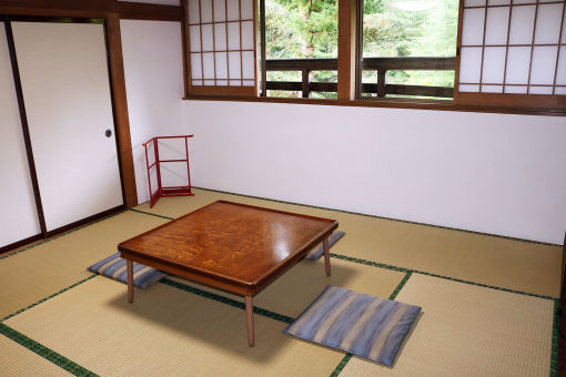 鯉の間